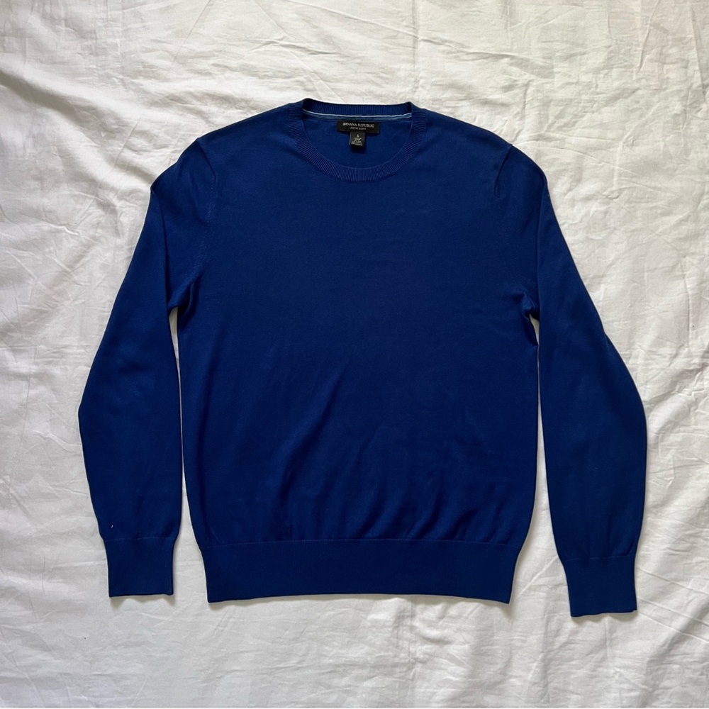 Banana Republic Blue Crewneck Sweater with Ribbed Accents